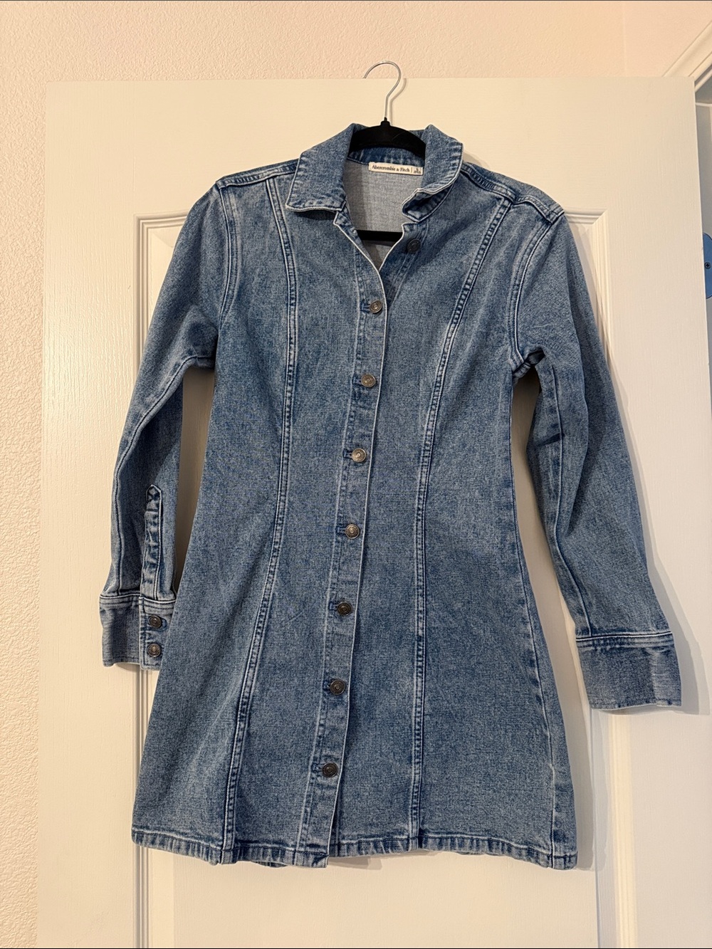Abercrombie & Fitch Light Wash Denim Long-Sleeve Button Dress